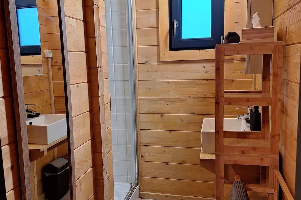 La Cabane Dans Un Cadre Idyllique Au Coeur De La Nature in Châteauneuf-sur-Isère, Région de Valence