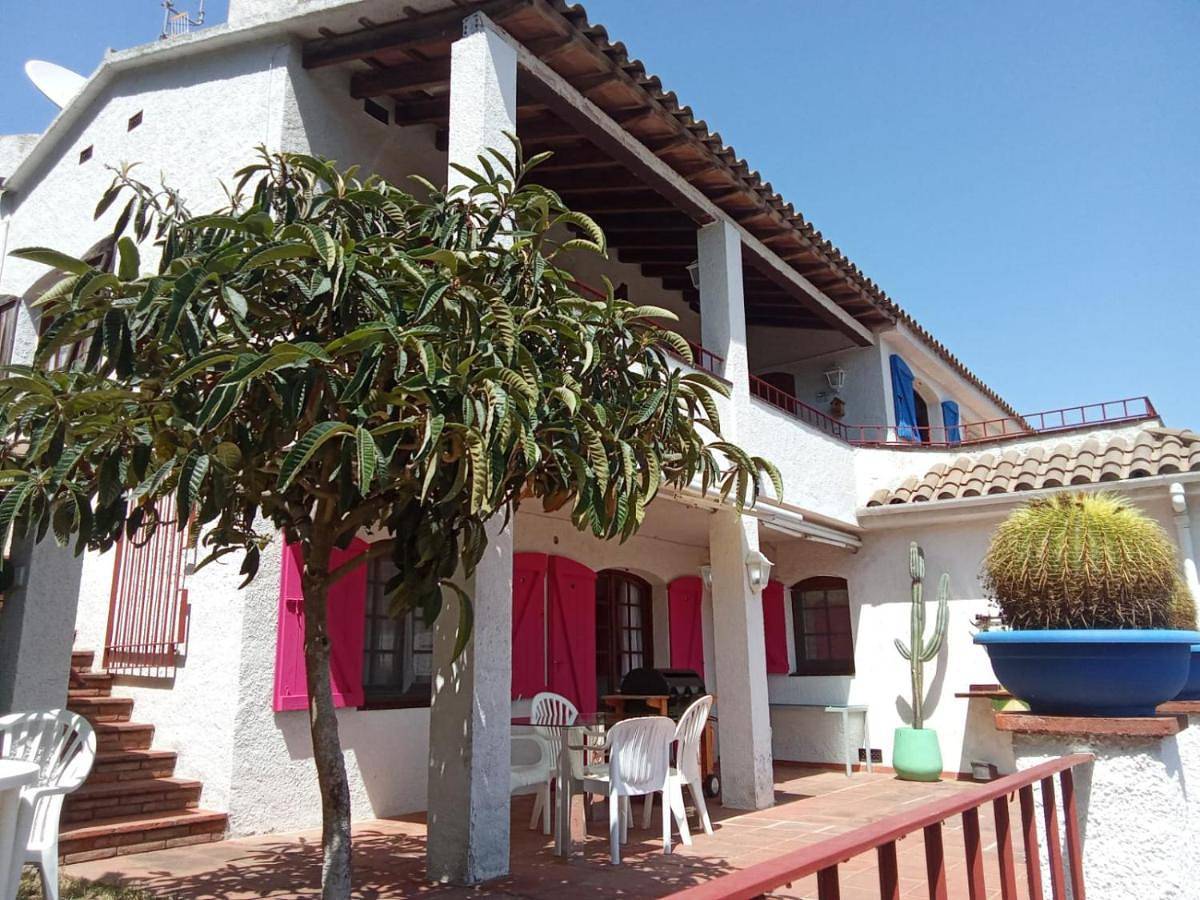 Villa Alella, 5 bedrooms & pool in Alella, Costa del Maresme