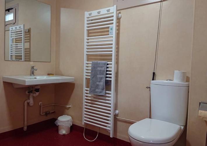 Gîte pour 6 personnes, avec terrasse, adapté aux familles à Le Claux - 3