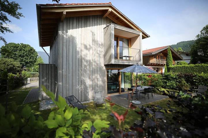 Ferienhaus für 6 Personen, mit Balkon und Garten sowie Sauna in den Ammergauer Alpen