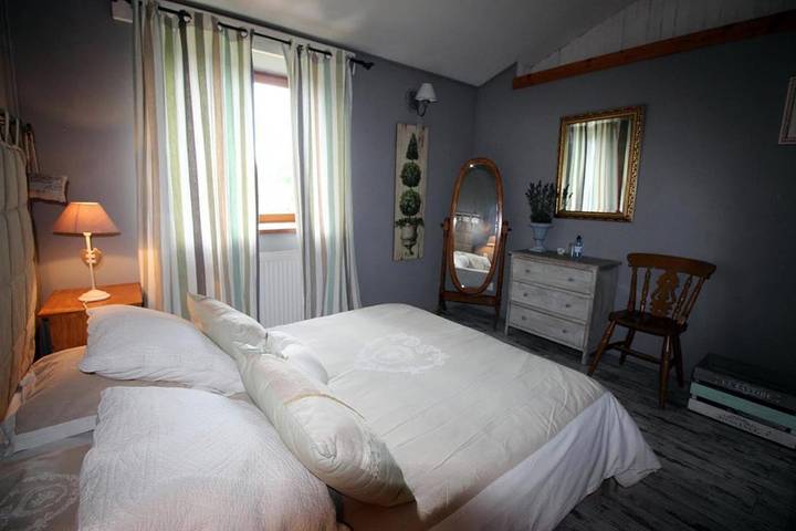 Chambres et table d'hôtes de Chasseneuil - Chambre La Bastide in Saint-Symphorien-sur-Couze, Saint-Pardoux-le-Lac