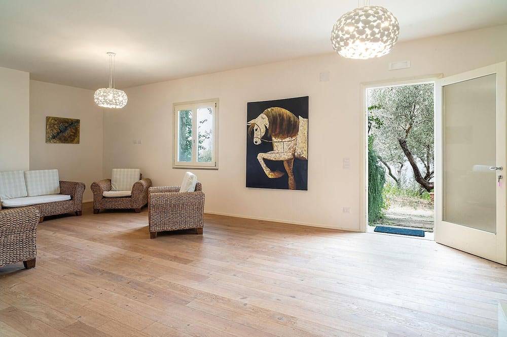 Beautiful home in S.Marco Castellabate in San Marco (Cilento), Castellabate