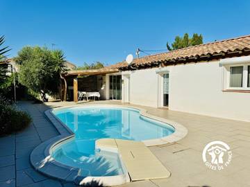 Gîte pour 2 personnes, avec jacuzzi et jardin ainsi que piscine et sauna à Rieux-Minervois