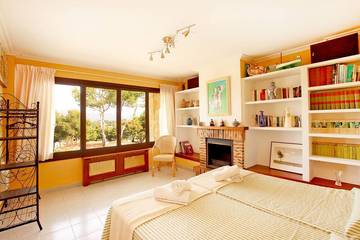 Finca for 8 People in Las Tres Velas, Calvià, Photo 3