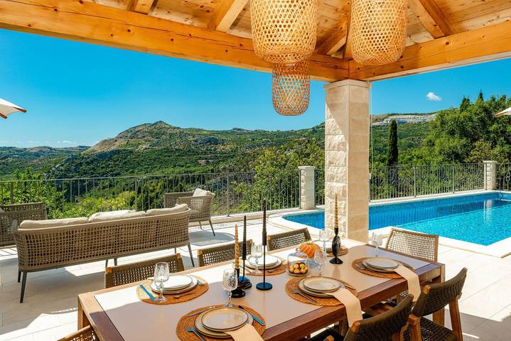 Villa pour 8 personnes, avec terrasse et jardin à Srebreno - 2