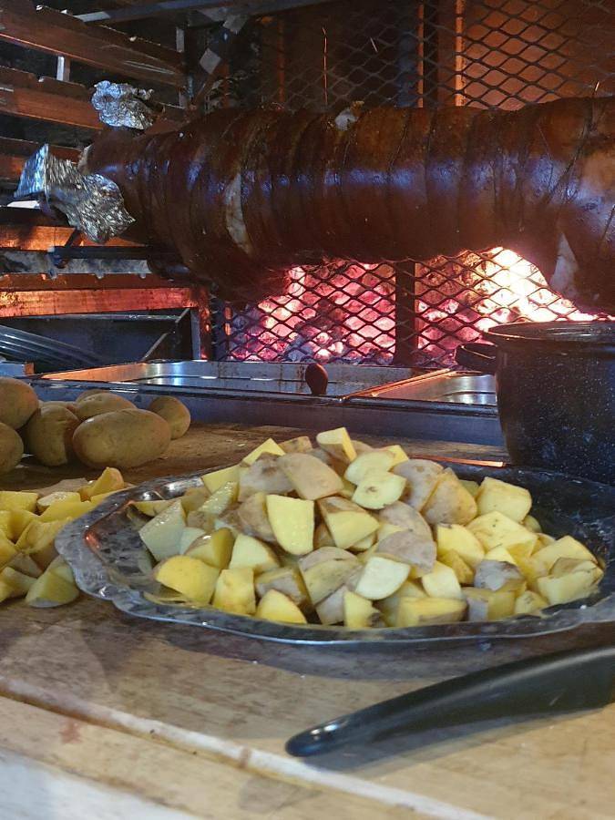 Location de vacances pour 15 personnes, avec jardin ainsi que vue et piscine à Saint-Marcel-d'Urfé - 3