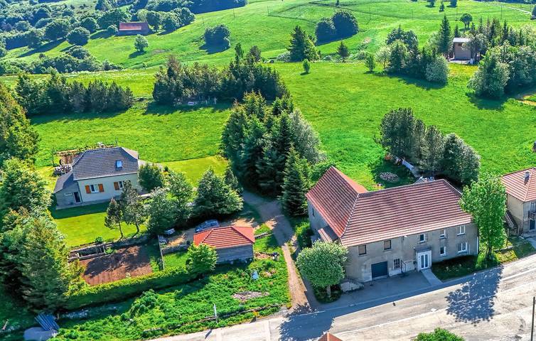 Gîte pour 4 personnes, animaux acceptés à Lachamp-Raphaël