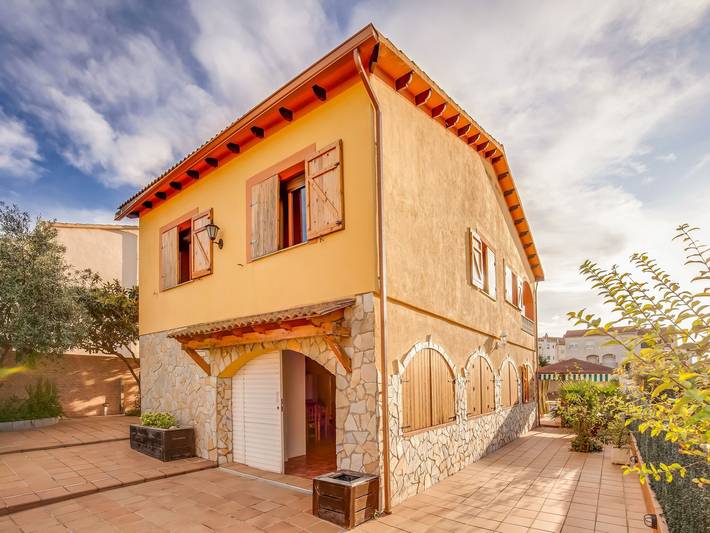 Maison de vacances pour 7 personnes, avec piscine et jardin - 1