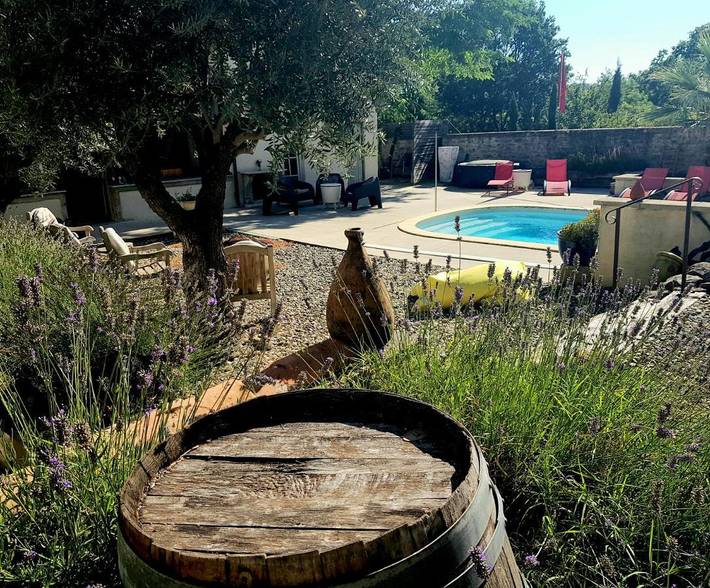 Location de vacances pour 2 personnes, avec piscine et jardin à Pennautier - 2