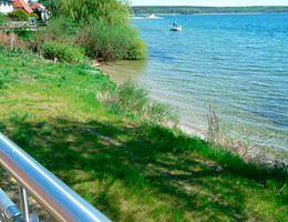 Ferienhaus am Plauer See mit außergewöhnlichem Seeblick und Strandzugang in Alt Schwerin, Plauer See