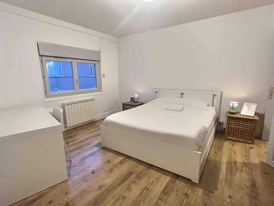 Appartement entier, Two-Bedroom Apartment in Villars-les-Dombes, Ain