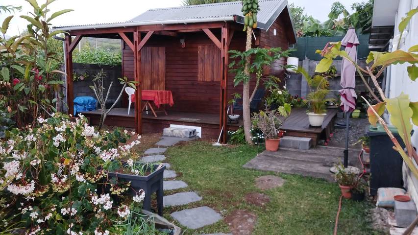 Gemütlicher Bungalow mit privatem Pool in Saint-Paul in Saint-Paul, La Réunion