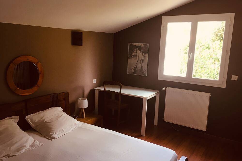 Unique! Surf house à côté plage/mer/forêt. Grand jardin, 2 terrasses. 5/6 pers in Labenne Océan, Labenne