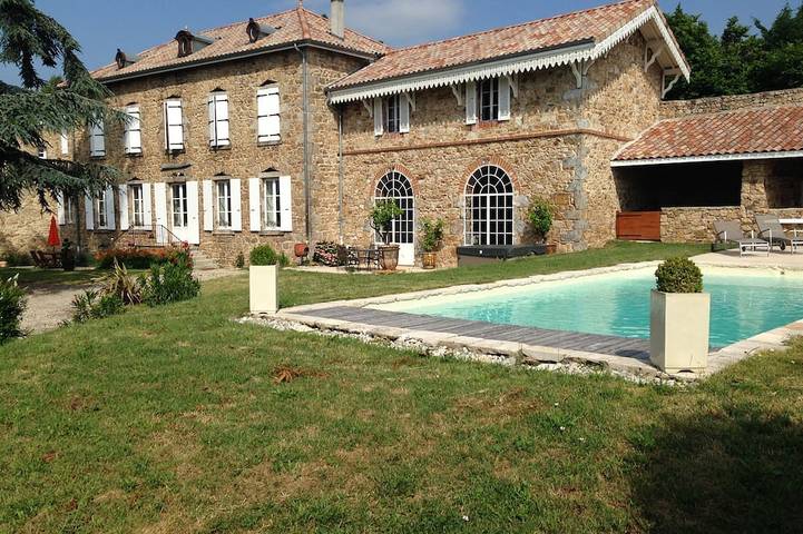 Maison de vacances pour 15 personnes, avec jardin ainsi que terrasse et jacuzzi - 1