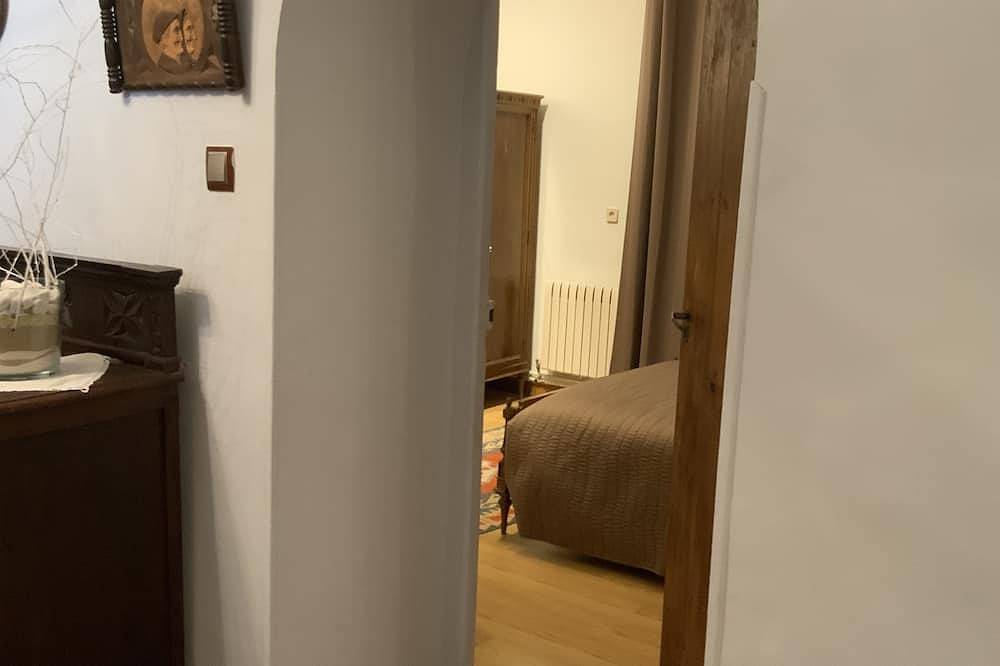 House With Pool And Orchard In Artajona in Artajona, Navarra Province