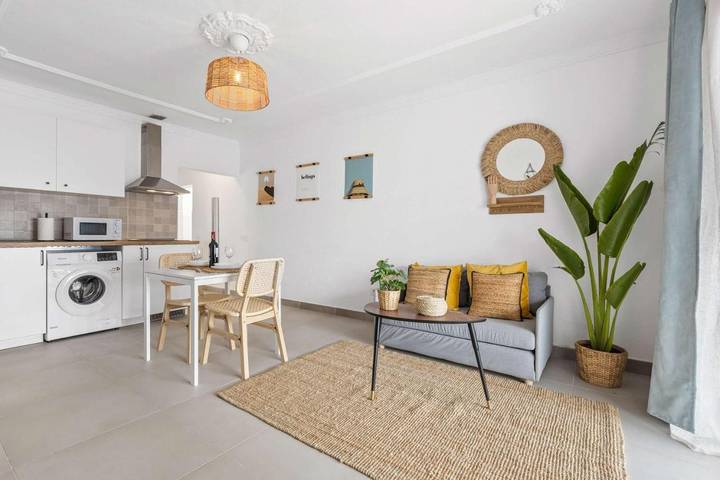 Apartamento para 2 personas, con Terraza y Jardín en Los Cocoteros