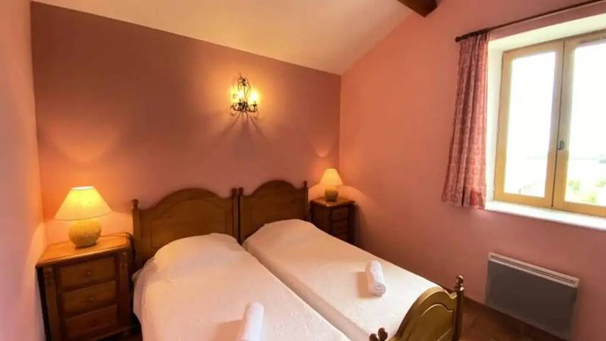 Gîte pour 5 personnes, avec Jardin à Brunet (Alpes-de-Haute-Provence) - 4