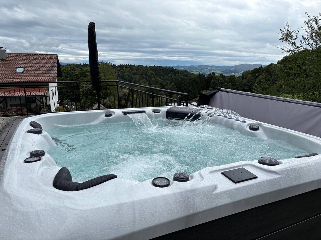 Landhaus am Burgberg - Ferienhaus mit Whirlpool in Freyung, Ostbayern