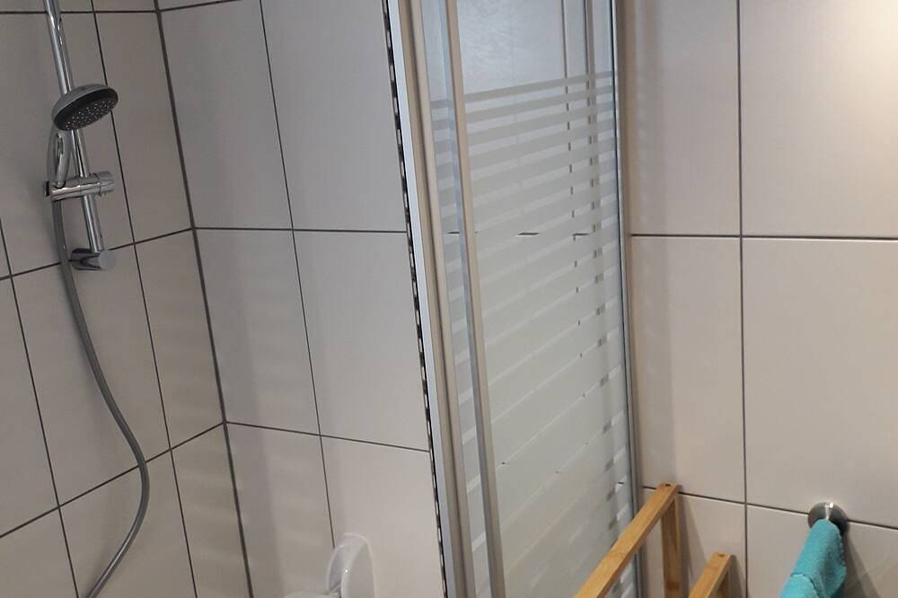 Ganze Wohnung, Ferienwohnung/App. für 5 Gäste mit 42m² in Reichshof in Reichshof, Oberbergischer Kreis