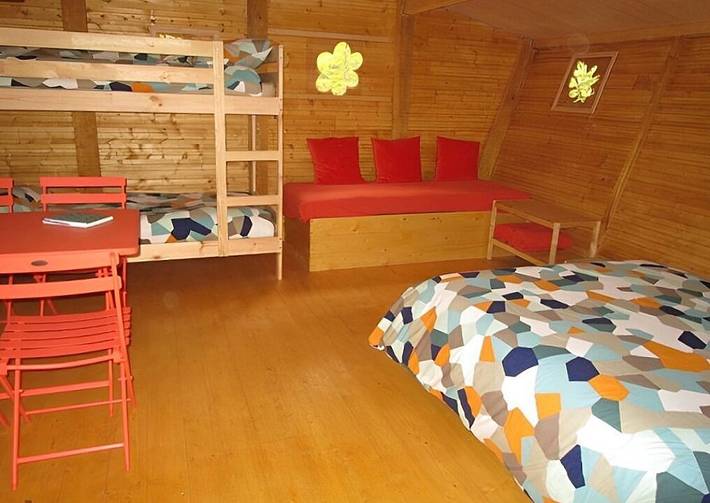 Cabane dans les arbres pour 5 personnes, avec terrasse à Villentrois