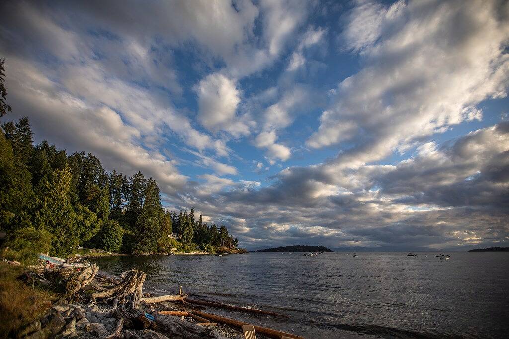 Komfortable Luxussuite mit fantastischer Aussicht am Strand der Sunshine Coast in Sunshine Coast Regional District