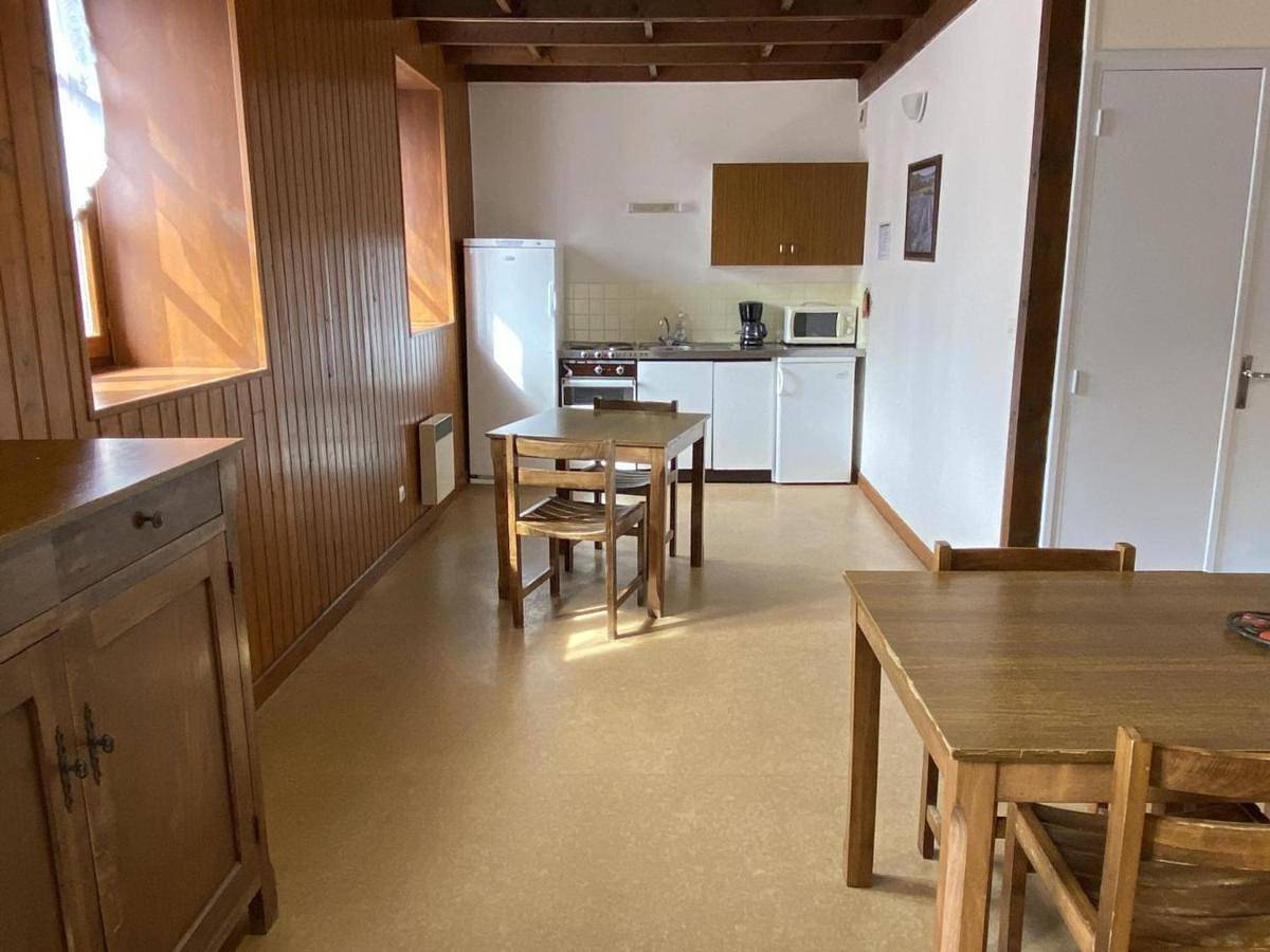 Appartement entier, Appartement Arfeuilles, 4 pièces, 6 personnes - Fr-1-489-182 in Arfeuilles, Région de Vichy