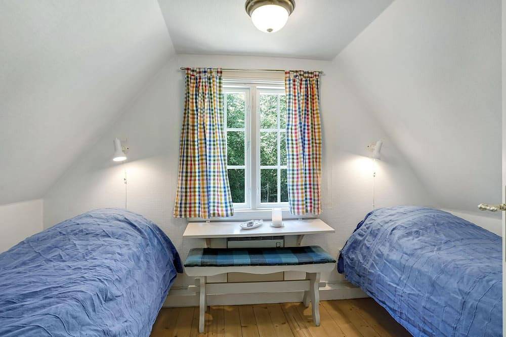 2 bedroom beautiful home in Gudhjem in Gudhjem, Bornholm