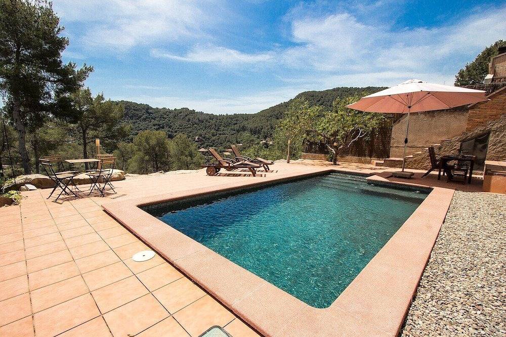 Nature & Tranquility only 25km from Barcelona in Torrelles de Llobregat, Baix Llobregat