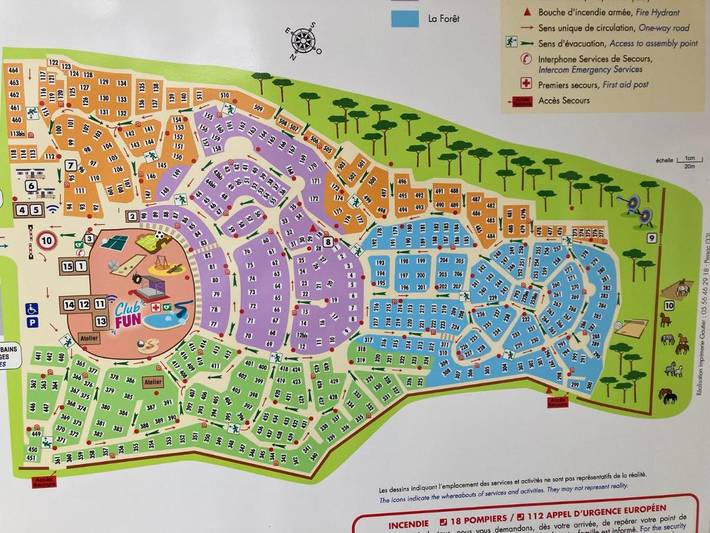 Parc de vacances pour 4 personnes, avec terrasse en Charente-Maritime