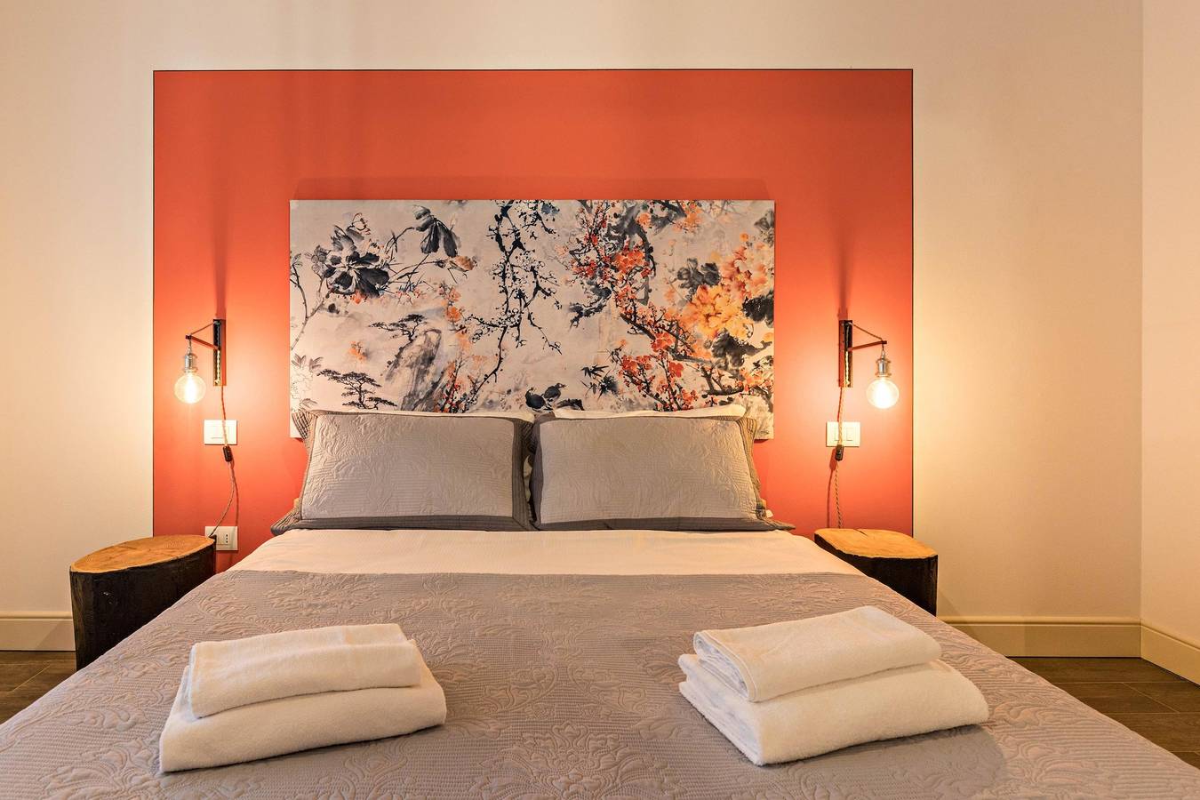 Entire apartment, Apartment "Bucaneve" with Private Terrace, Wi-Fi, Shared Garden & Pool in Rivoltella del Garda, Desenzano del Garda