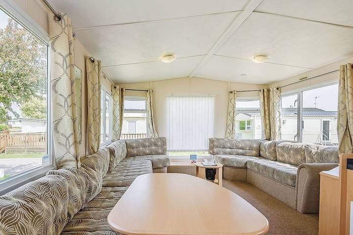Static caravan for 6 people in West Sussex