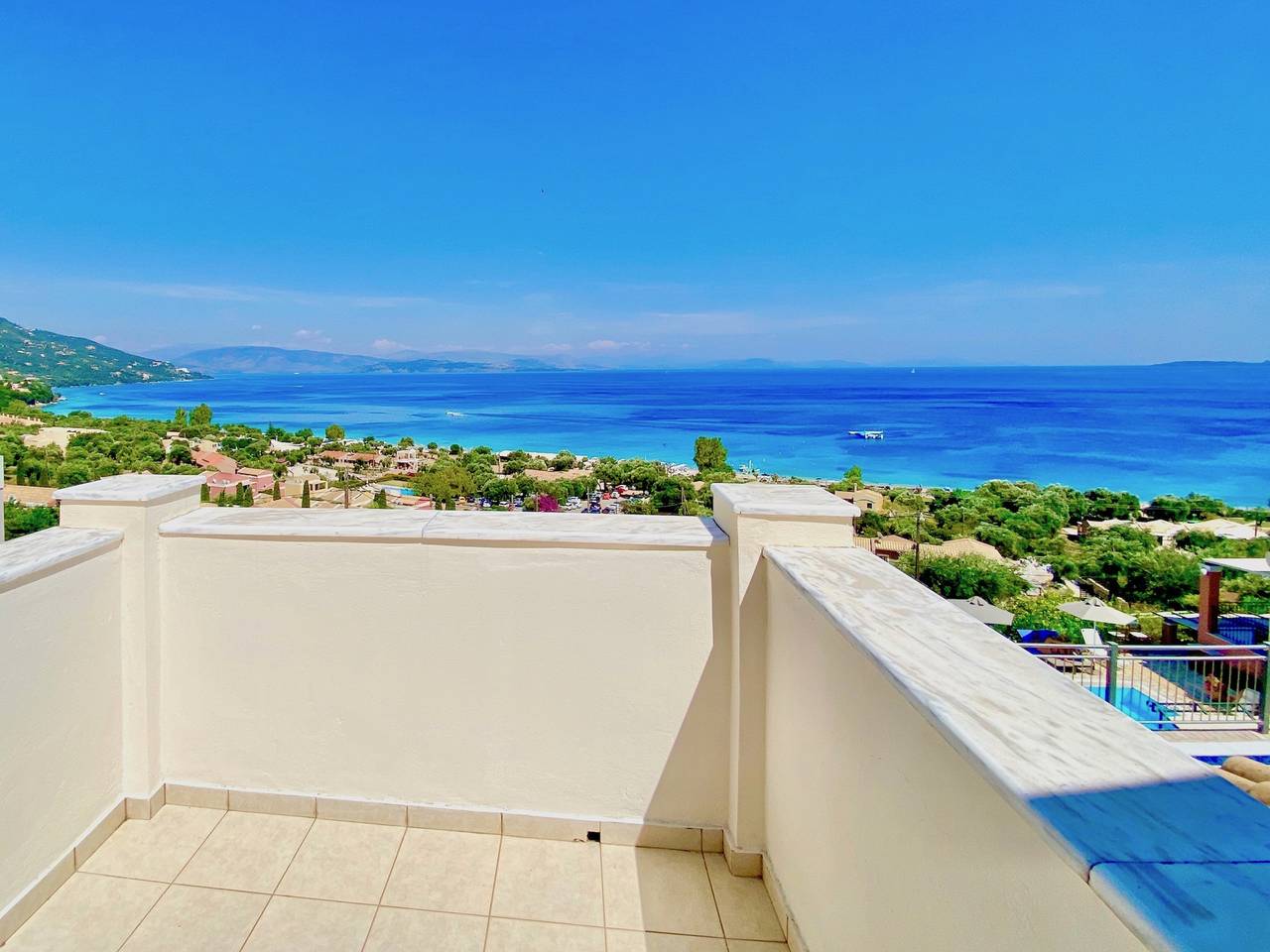 Luxury Villa Akti Barbati 1 with private pool in Μπαρμπάτι, Κέρκυρα