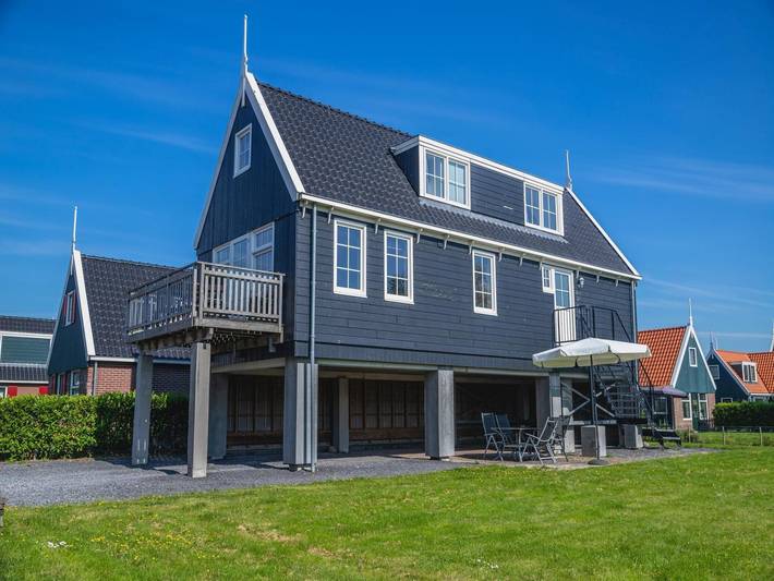 Ferienhaus für 6 Personen, mit Pool und Garten, mit Haustier