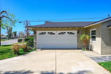 Vacation Rental for 8 Guests in Mount Baldy, San Bernardino County, Picture 2
