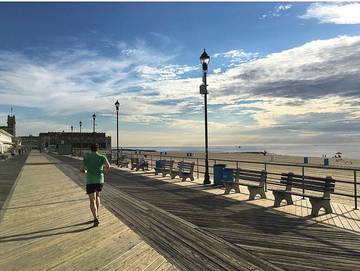 Vacation House for 7 Guests in Asbury Park, Monmouth County, Picture 3
