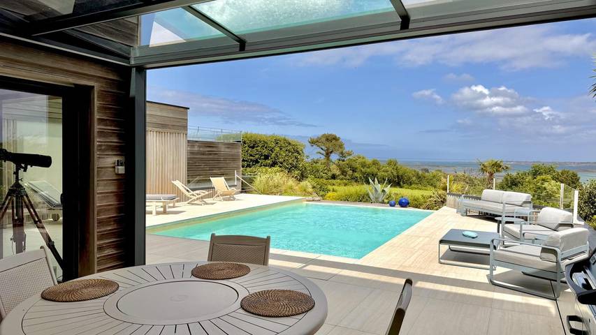 Gîte pour 4 personnes, avec piscine et jardin à Lanmodez - 3
