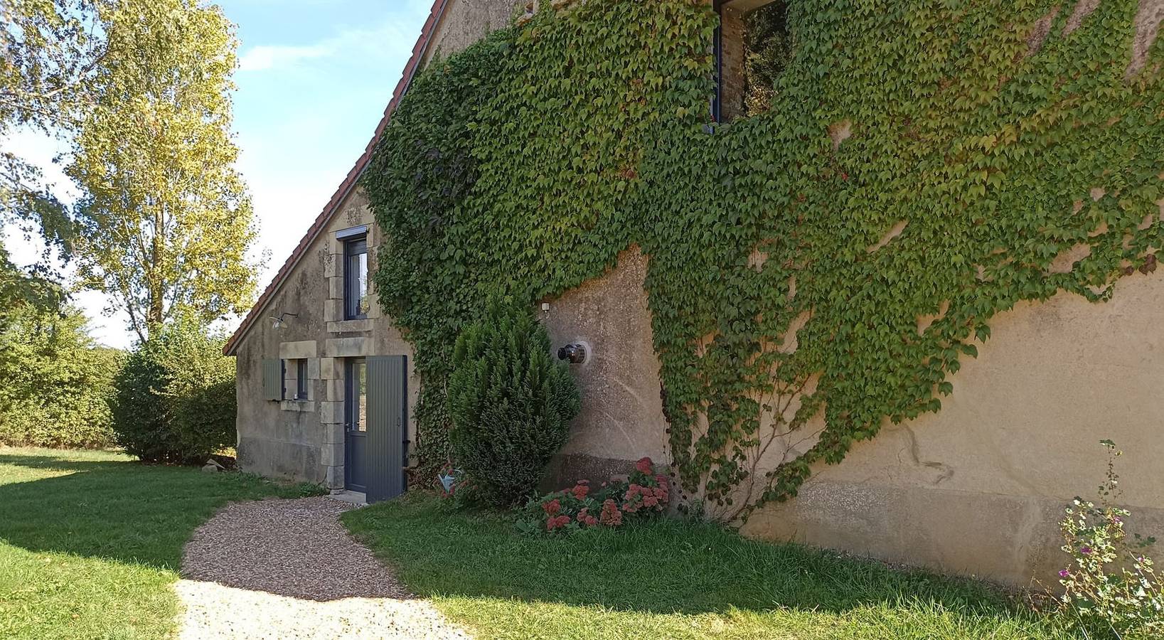 Les Chaumes, chambres d'hôtes - 1000 Pattes in Châteauneuf-Val-de-Bargis, Nièvre