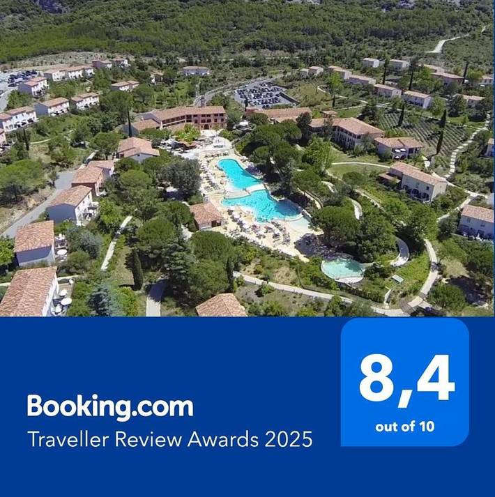 Appartement de vacances pour 5 personnes, avec piscine et terrasse