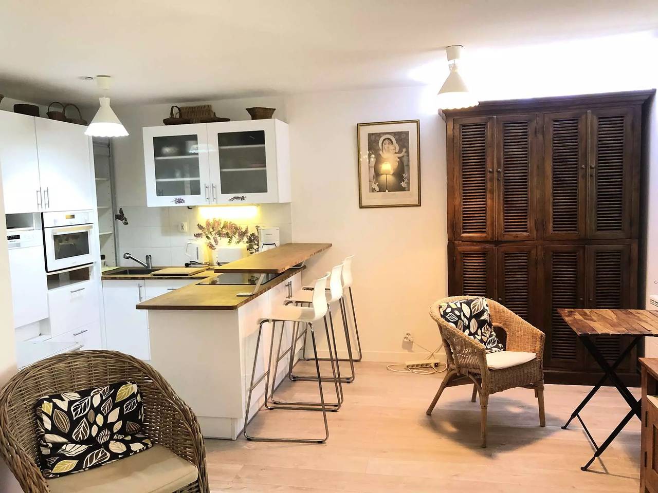 Entire apartment, Super 4 bed apartment in a wooded estate in La Coudoulière, Six-Fours-les-Plages