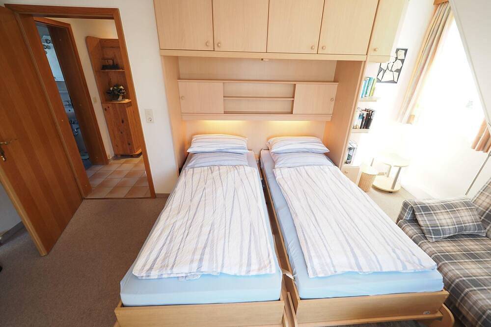 Ganze Wohnung, Ferienwohnung Eichhorn Süd in Wenningstedt, Sylt