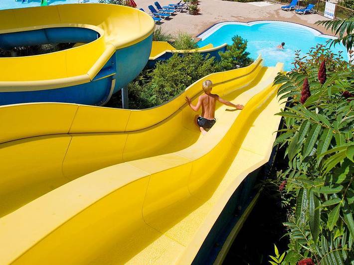 Camping pour 6 personnes, avec bassin pour enfant en Savoie - 4