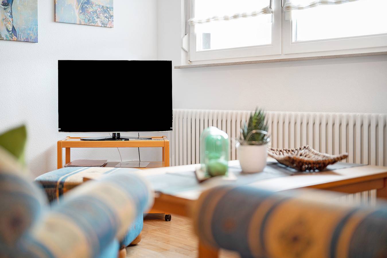 Apartamento inteiro, Apartamento 'Bergblick' com varanda e Wi-Fi in Biederbach, Central Black Forest