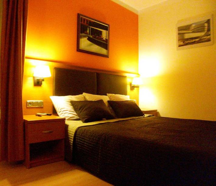 Hotel dla 4 osób, z Balkon i Taras oraz Ogród w Mikołajki