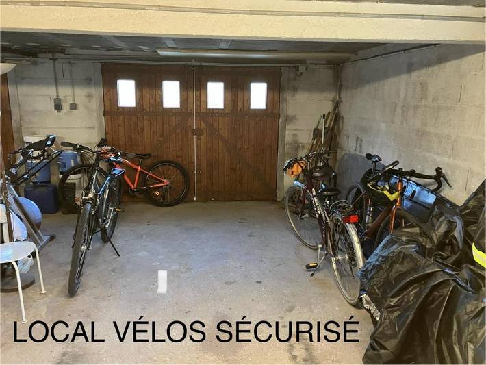 Location de vacances pour 4 personnes, avec vue ainsi que jardin et terrasse à Chailles - 2