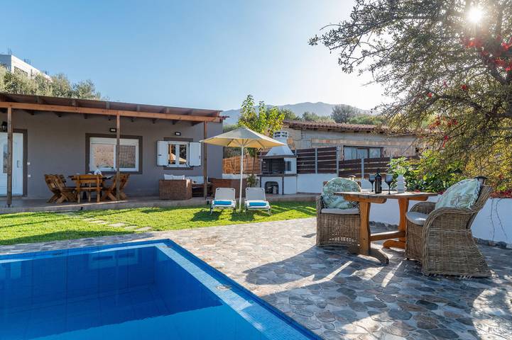 Location de vacances pour 6 personnes, avec jardin dans Georgioupoli - 4