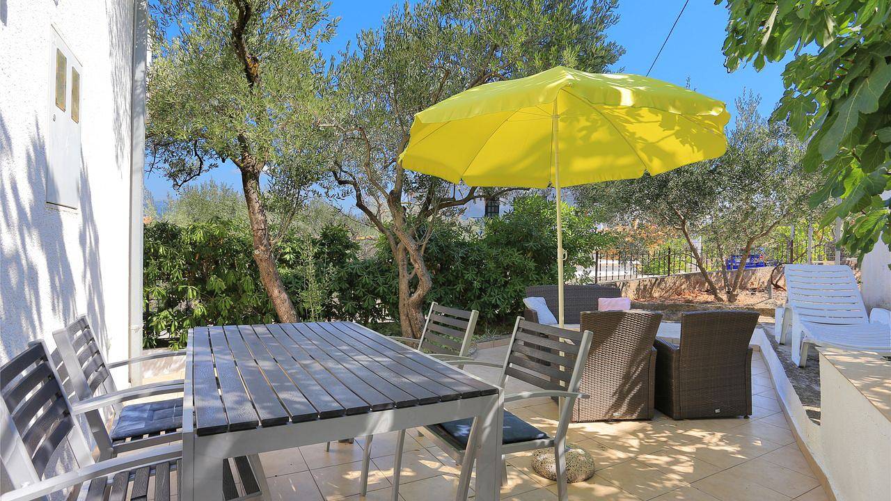 Ganze Ferienwohnung, Ferienwohnung für 4 Personen (46 m²) in Arbanija in Arbanija, Ciovo