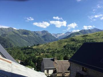 Gîte pour 15 personnes, avec terrasse à Poubeau