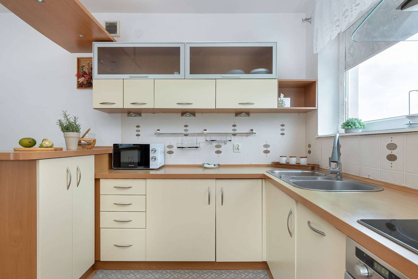 Ganze Wohnung, Cozy Apartment with a Balcony | A Place to Work in Chełm, Danzig