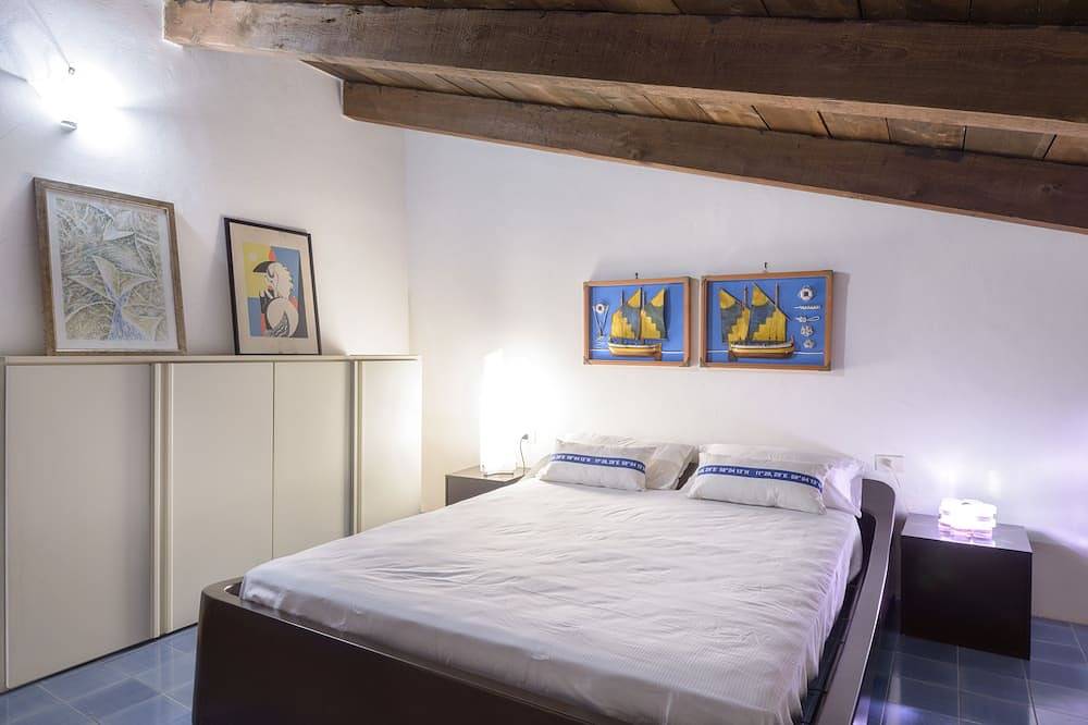 Ganze Wohnung, Am Wasser gelegen: 2 Minuten zu Fuß von Restaurants und Geschäften - Meerblick - Porto Santo Stefano in Porto Santo Stefano, Grosseto Provinz