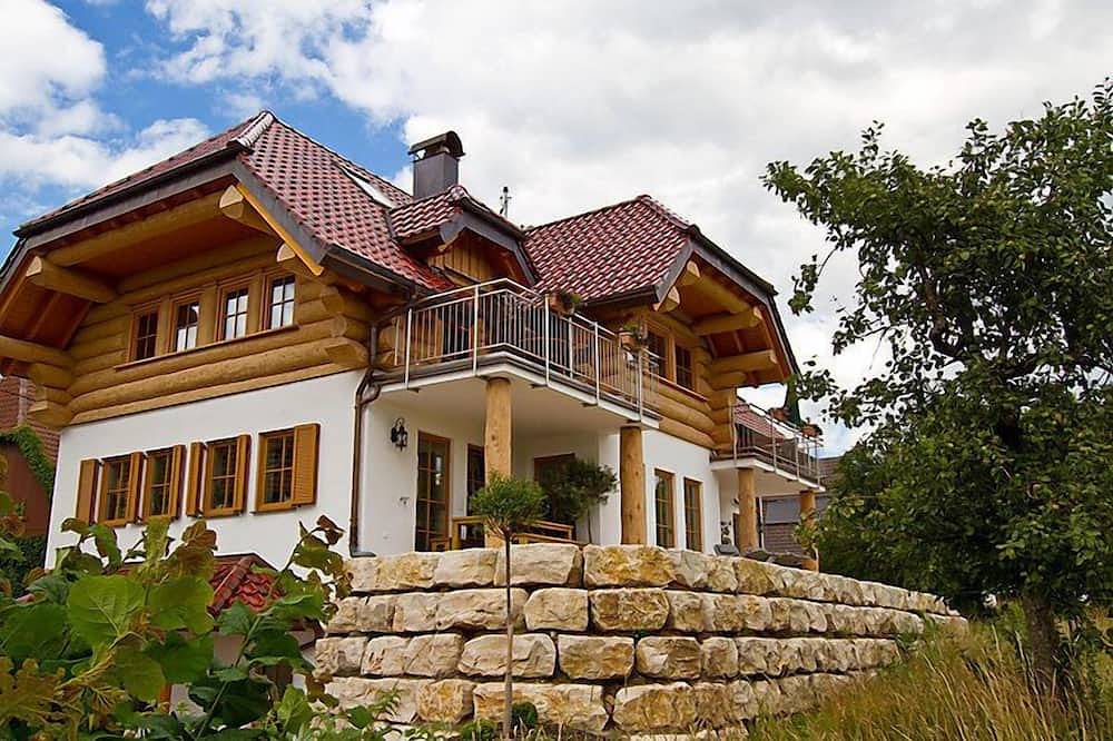 Appartamento vacanze a Svevia a partire da 155€ a notte